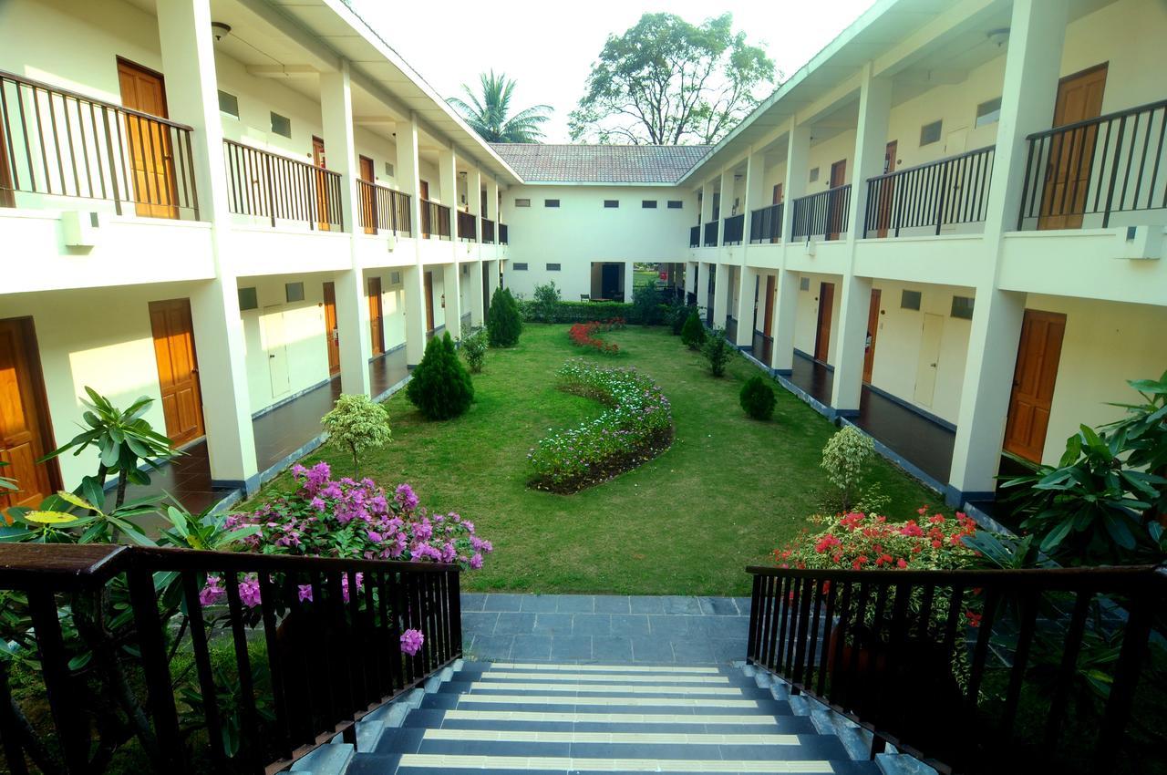 Sakura Inn Bagan Buitenkant foto