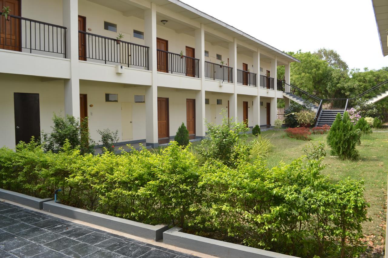 Sakura Inn Bagan Buitenkant foto