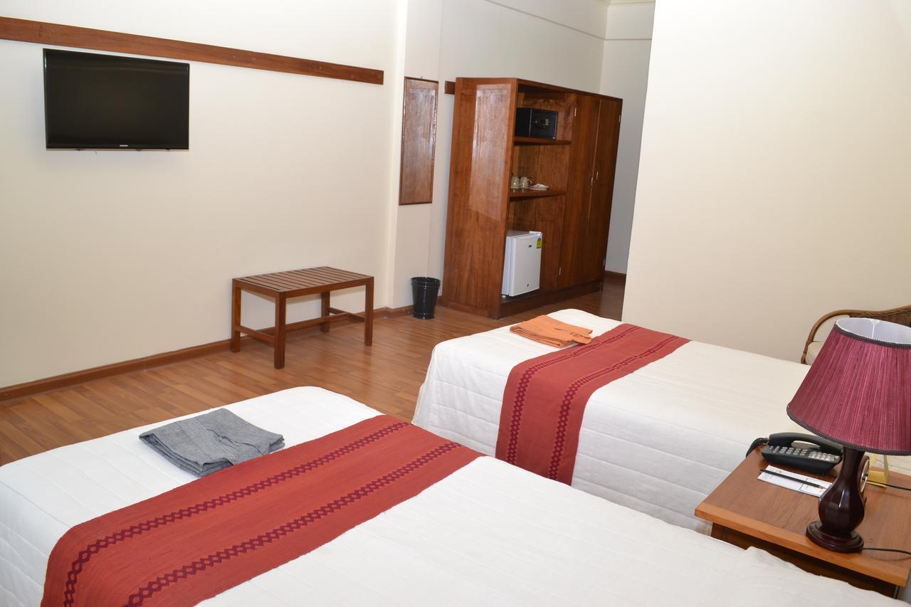 Sakura Inn Bagan Buitenkant foto